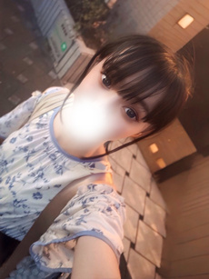 �����